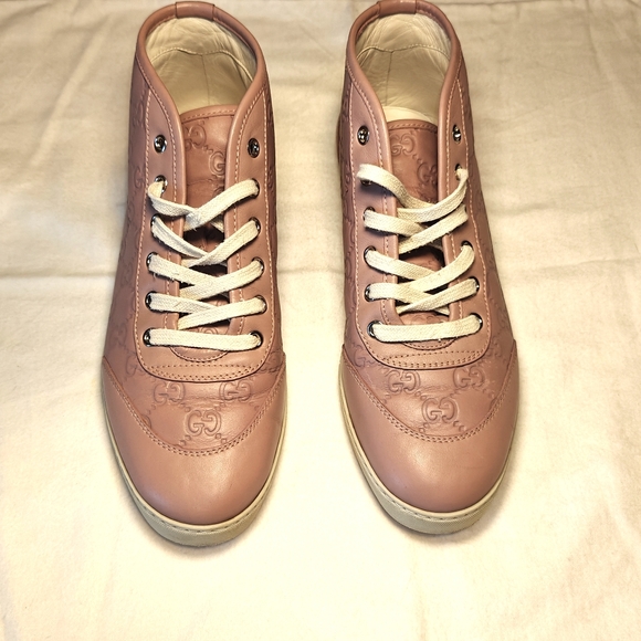 $750 Women's Gucci Leather High Top Sneakers Guccissima Nude Pink Sz 39.5 - Picture 2 of 10